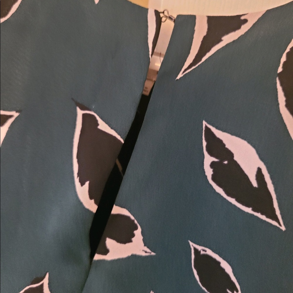 Patterned top - Picture 4 of 4
